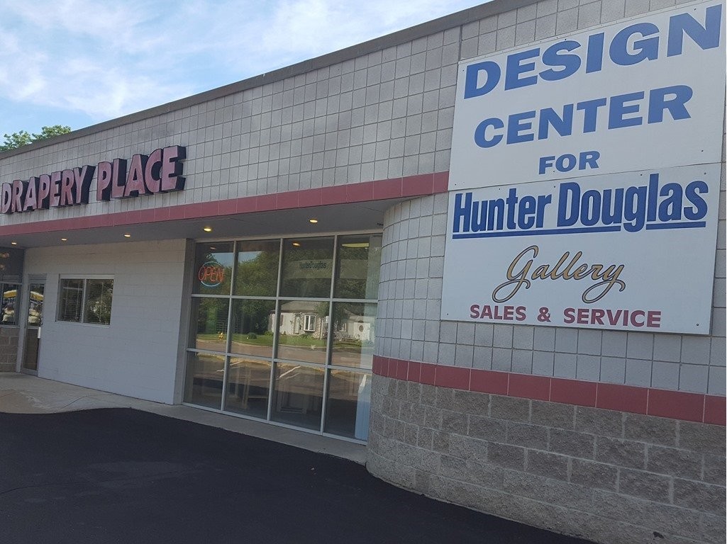 Hunter Douglas Dealer Image